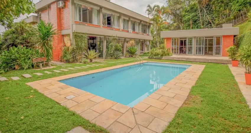 Casa com 3 suítes à venda no bairro boa vista em joinville, por r$ 3.500.000.00.