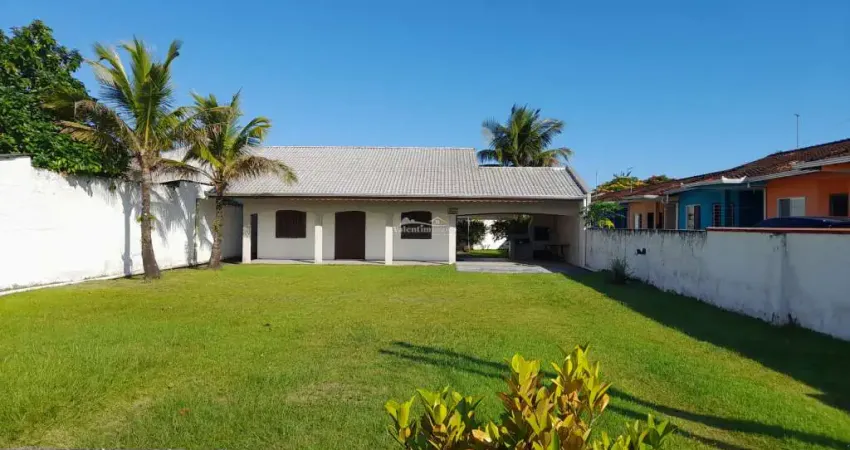 Casa com 3 quartos para alugar na Avenida Niterói, 1032, Grajaú, Pontal do Paraná