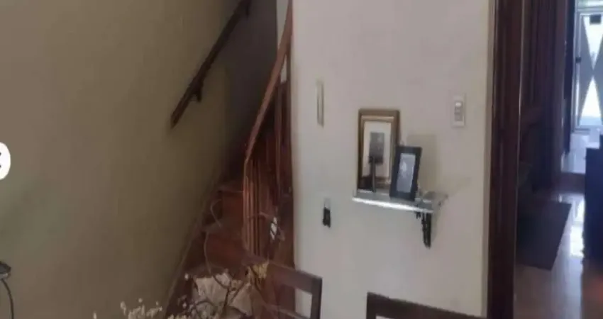 Excelente Sobrado à Venda na Vila Gomes Cardim, São Paulo-SP: 2 Quartos, 2 Suítes, 3 Banheiros, 1 Vaga, 126m². Venha Conferir!