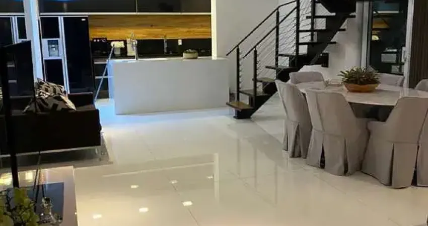 Cobertura de 200 m² com 3 suítes e 3 vagas em Cerqueira César