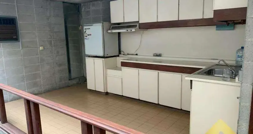 Imperdível Sobrado à Venda na Vila Lusitânia, São Bernardo do Campo-SP: 3 Quartos, 2 Banheiros, 4 Vagas e 155,94m² de Área!