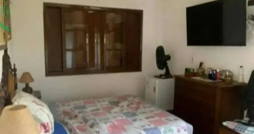 Casa à venda no Parque São Domingos com 160m² 3 dormitórios 4 banheiros 2 vagas