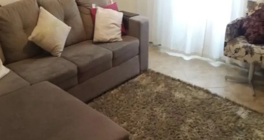 Casa à venda em Cotia, 3 dormitórios, churrasqueira e quintal