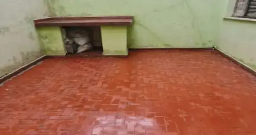 Casa à venda no Parque São Domingos com 150m² 3 dormitórios 1 suíte 4 banheiros 2 vagas