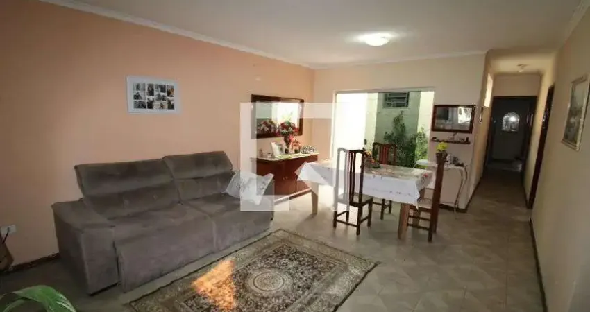 Casa com 3 quartos à venda na Rua Augusto Gil, 173, Vila Dionisia, São Paulo