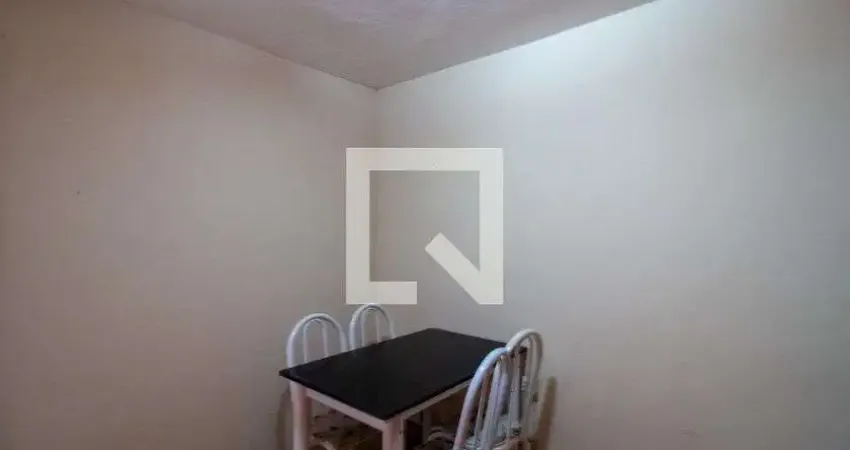 Apartamento à Venda - Jardim Éster Yolanda, 4 Quartos,  70 m2
