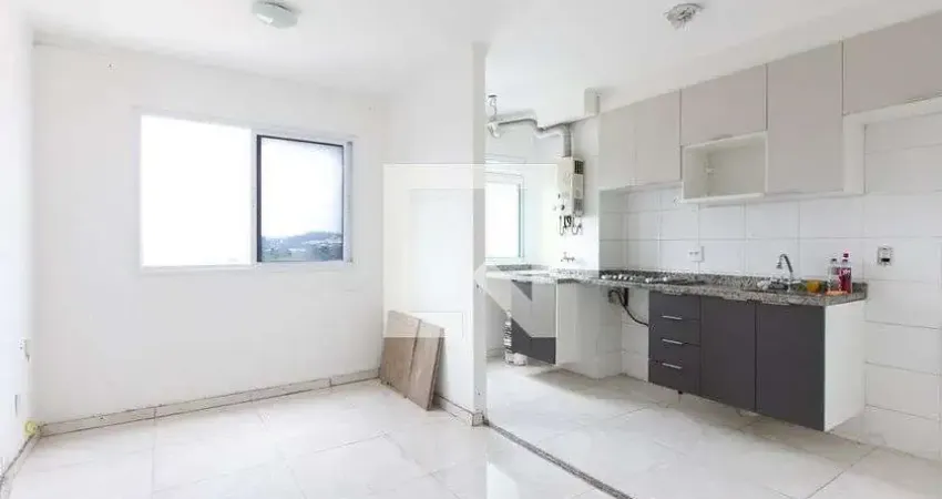 Apartamento à Venda - Vila Carmosina, 2 Quartos,  45 m2