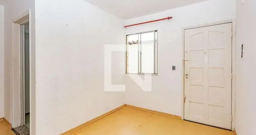 Apartamento à Venda - Vila Liviero, 2 Quartos,  46 m2