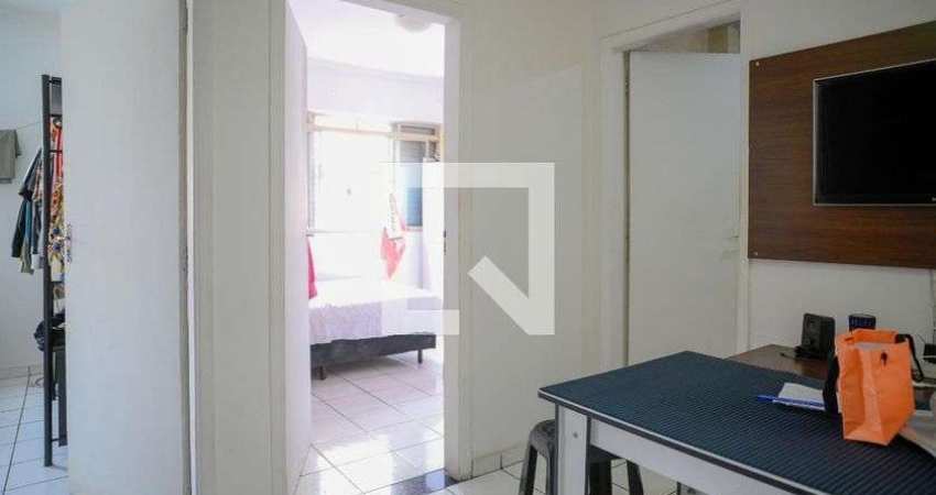 Apartamento à Venda - Bosque da Saúde, 2 Quartos,  48 m2