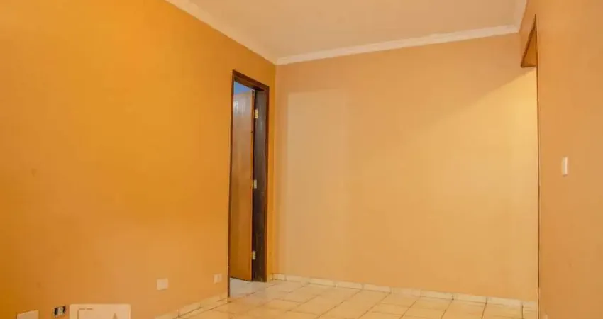 Casa à Venda - Água Fria, 1 Quarto,  30 m2
