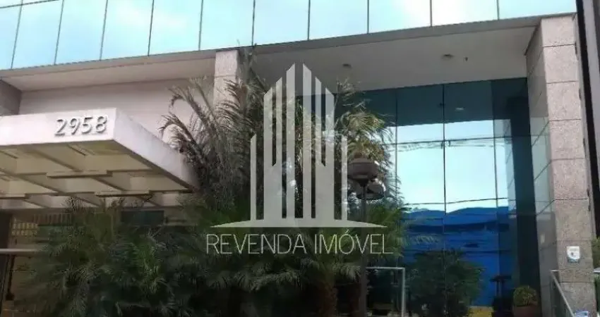 Conjunto Comercial para Locação em Mirandópolis, São Paulo-SP: 247m², 1 Sala, 4 Banheiros, 9 Vagas de Garagem!