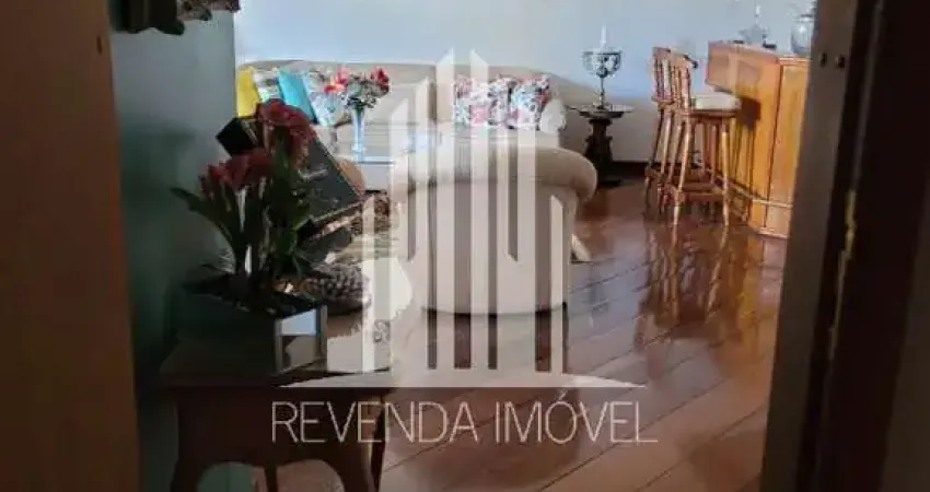 Apartamento luxuoso para locação na Chácara Santo Antônio, São Paulo-SP: 4 quartos, 4 suítes, 4 banheiros, 4 vagas, 300m².