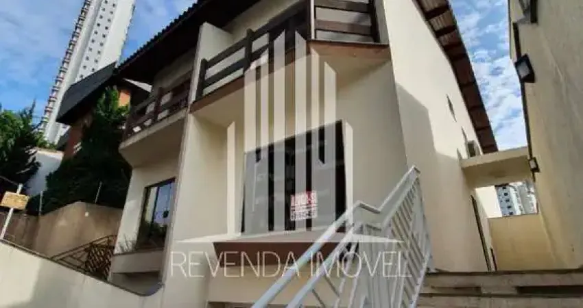 Casa Comercial para Locação em Jardim Vila Mariana, São Paulo-SP: 3 Quartos, 2 Suítes, 4 Banheiros, 200m² de Área.