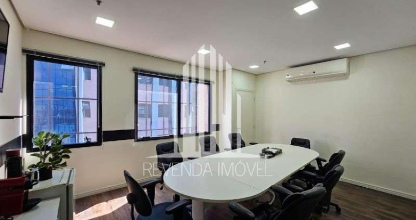 Excelente oportunidade de locação de sala comercial na Vila Olímpia, São Paulo-SP: 4 salas, 4 banheiros, 3 vagas de garagem - 150m².