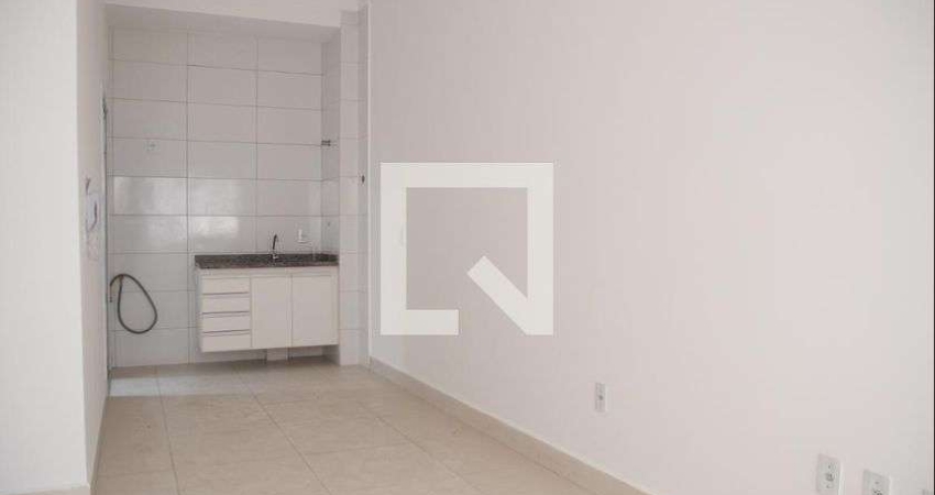 Casa à Venda - Jardim Brasil , 2 Quartos,  61 m2