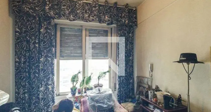 Kitnet / Stúdio à venda na Rua Riskallah Jorge, 172, Centro, São Paulo