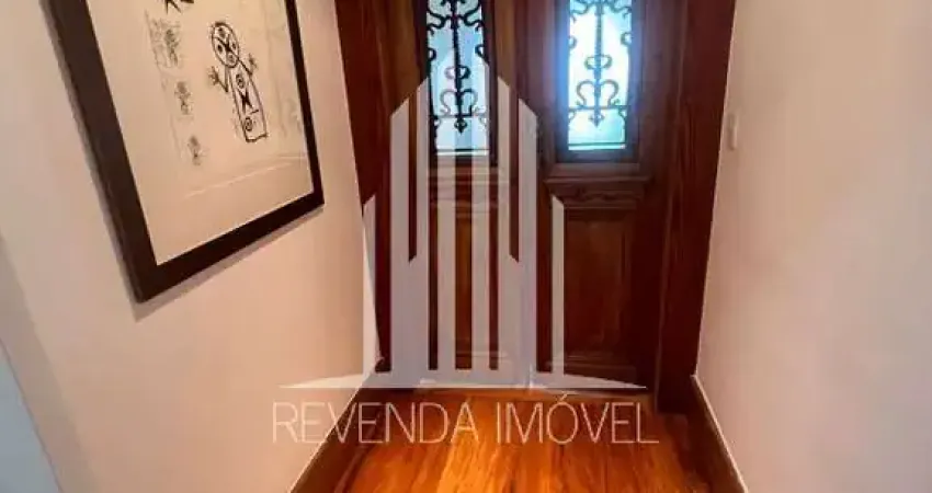 MARAVILHOSO APARTAMENTO PARA LOCAÇÃO NA VILA OLIMPIA 3 SUÍTES, 3 VAGAS COM 140M²   Venha conhecer o apartamento dos seus sonhos!