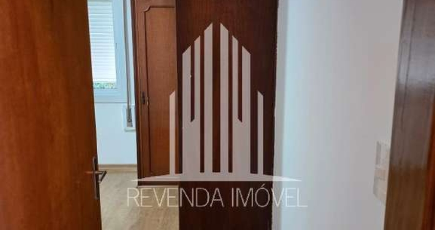 Apartamento para Locação na Consolação, São Paulo-SP  3 Quartos, 1 Suíte, 1 Sala, 2 Banheiros, 1 Vaga de Garagem  120m².