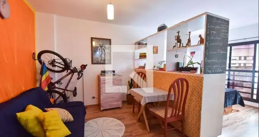 Apartamento com 1 quarto à venda na Rua das Carmelitas, 199, Liberdade, São Paulo