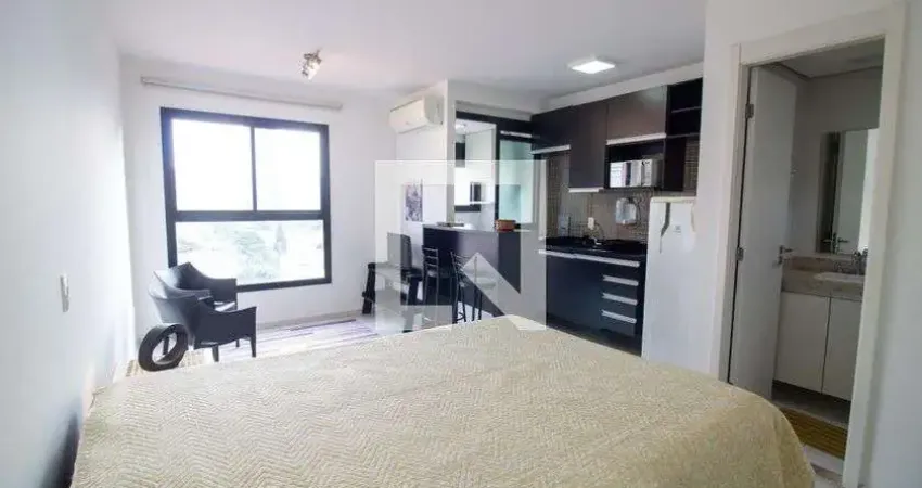 Kitnet / Stúdio à venda na Rua Guaraiúva, 534, Brooklin, São Paulo