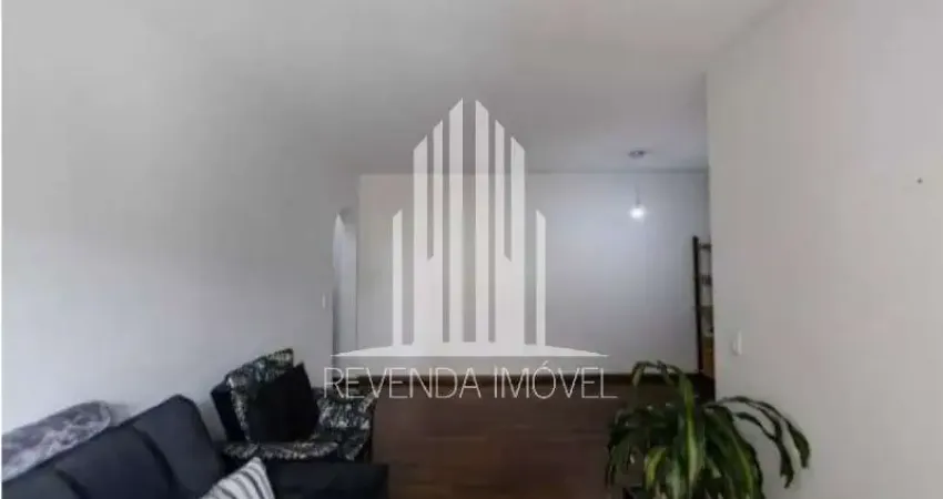 Apartamento com dois dormitórios e uma vaga para venda no tatuapé