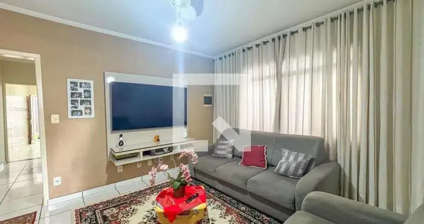 Casa com 2 quartos à venda na Avenida das Rosas, 250, Vila Lusitânia, São Bernardo do Campo