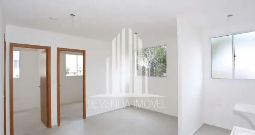 Apartamento à venda em são paulo-sp, jardim fanganiello: 2 quartos, 1 banheiro, 33m² de área!