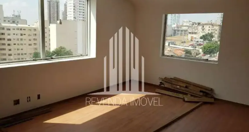 Oportunidade única: sala comercial à venda no cambuci, são paulo-sp, com 33m², banheiro e vaga de garagem!