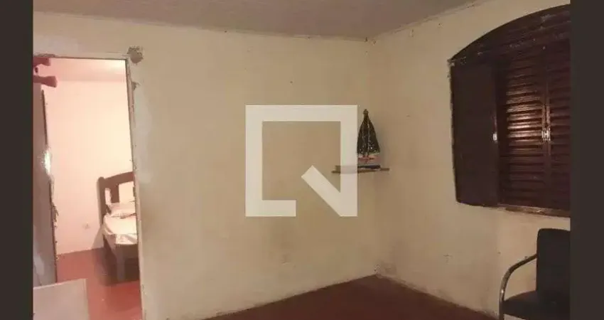 Casa com 1 quarto à venda na Rua Ugo Semighini, 528, Padroeira, Osasco