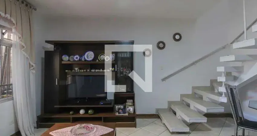Casa com 3 quartos à venda na Rua Lourenço Torres, 70, Vila Ema, São Paulo