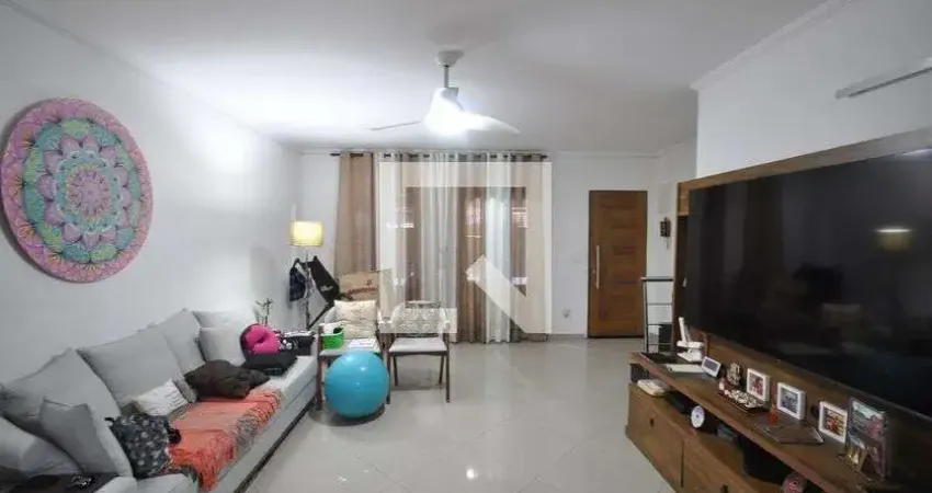 Casa com 3 quartos à venda na Rua Arumanzal, 123, Vila Constança, São Paulo