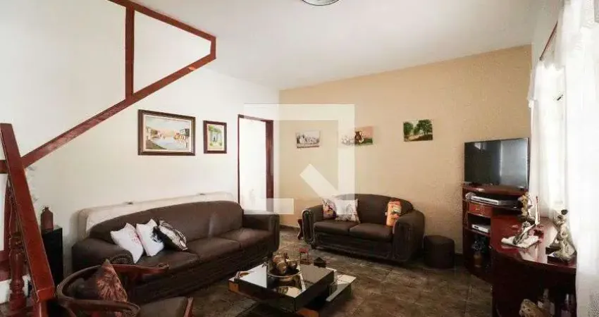 Casa com 2 quartos à venda na Rua Búzios, 129, Água Fria, São Paulo