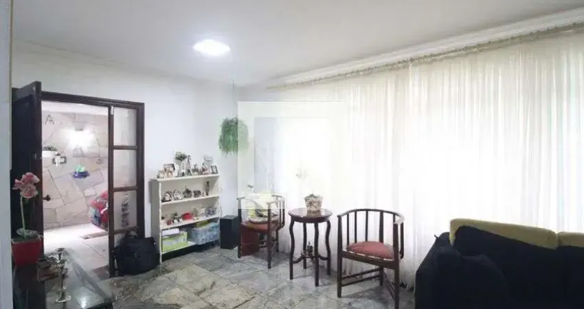 Casa com 3 quartos à venda na Rua Pedro Rendon, 328, Jardim Marajoara, São Paulo