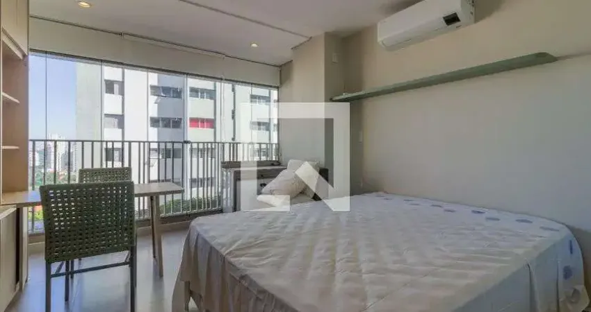 Kitnet / Stúdio à venda na Rua Paulistânia, 180, Vila Madalena, São Paulo