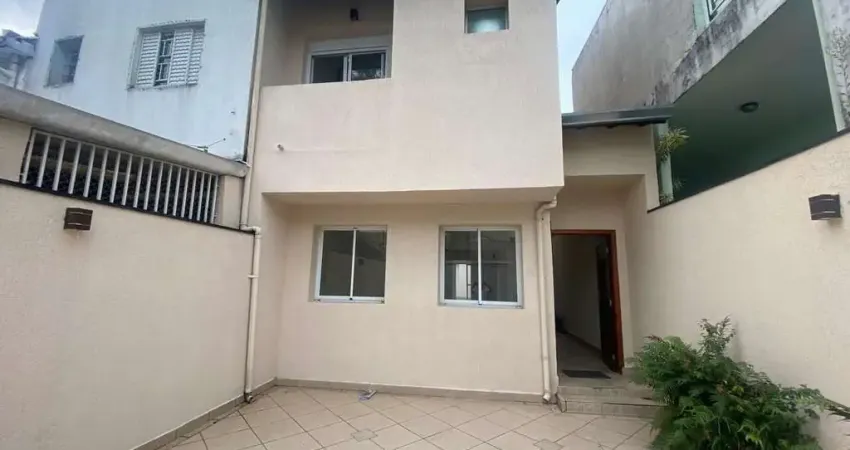 Mirandópolis, sobrado residencial de 156m² com 4 dormitórios, 3 suítes, 2 vagas.