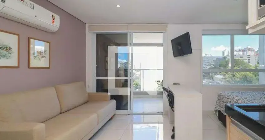 Kitnet / Stúdio à venda na Rua Fradique Coutinho, 1069, Pinheiros, São Paulo