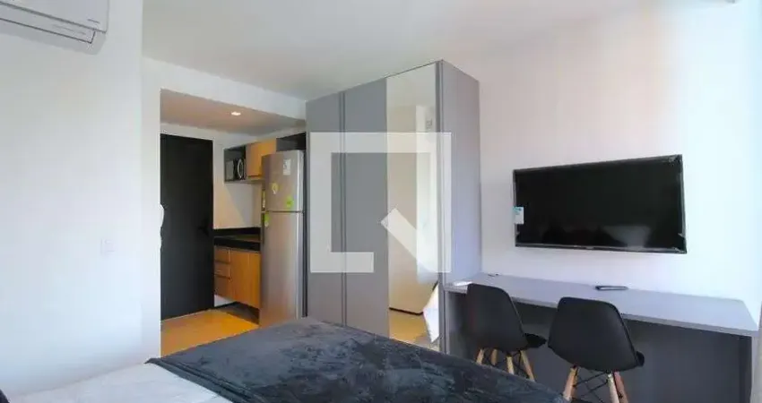 Kitnet / Stúdio à venda na Avenida dos Imarés, 386, Moema, São Paulo