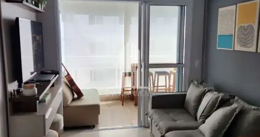 Excelente oportunidade: Apartamento à venda em São Paulo-SP, Cambuci! 2 quartos, 1 suíte, sala, banheiro, 1 vaga de garagem, 45m².