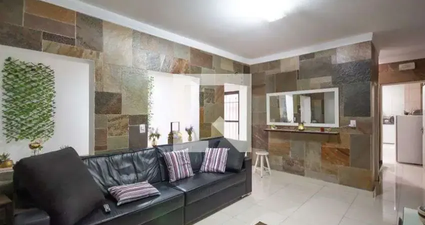 Casa com 3 quartos à venda na Rua Dona Vitorina Menk, 201, Cipava, Osasco