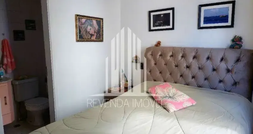 Impecável apartamento 3 dormitórios, 2 vagas no Cambuci - São Paulo-SP: 1 suíte, 2 salas, 2 banheiros e 5.300m² de área.