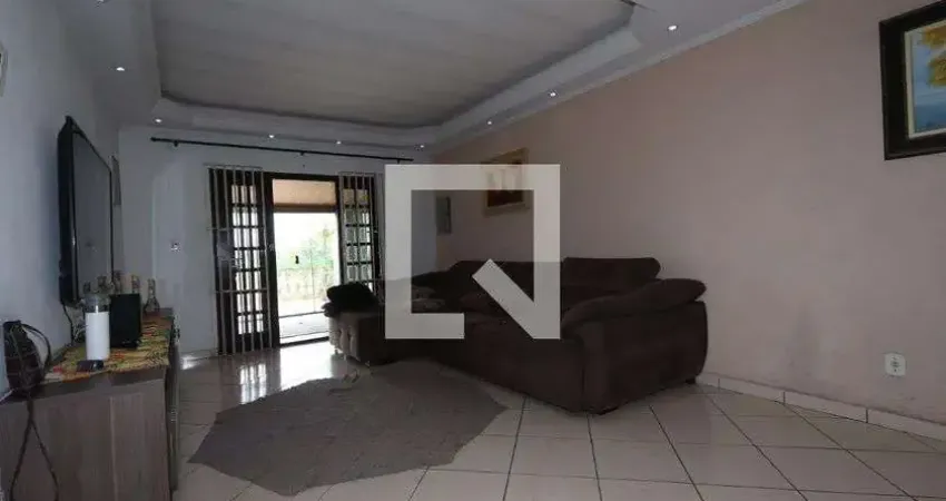 Casa com 3 quartos à venda na Rua Alberto Lieras Camargo, 132, Sapopemba, São Paulo