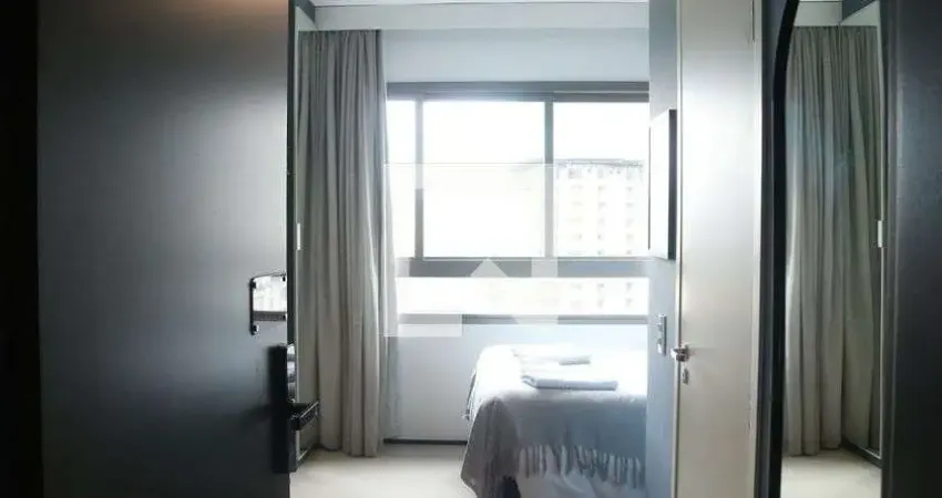 Kitnet / Stúdio à venda na Rua Turiassu, 1561, Perdizes, São Paulo