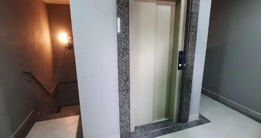 Cobertura de alto padrão na Vila Guiomar, Santo André-SP: 2 quartos, 1 suíte, 3 banheiros e 104m². Agende sua visita agora!