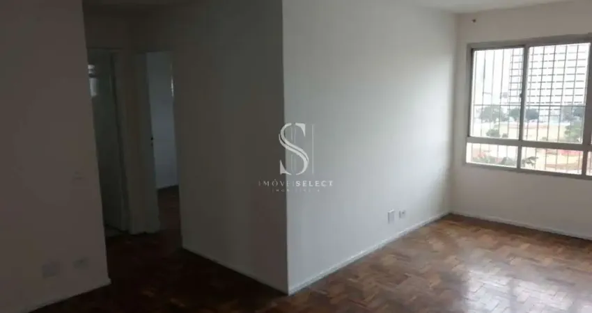 Aclimação - Edifício Palma de Malorca, Apartamento de 72m² com 3 dormitórios, 2 banheiros, sem vaga.