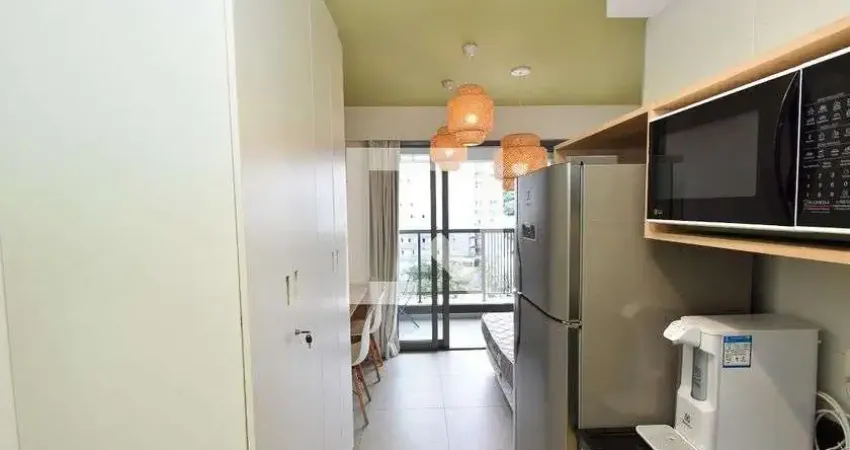 Kitnet / Stúdio à venda na Praça Américo Jacomino, 144, Vila Madalena, São Paulo