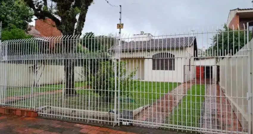 Casa com 2 quartos à venda no Guarujá, Porto Alegre