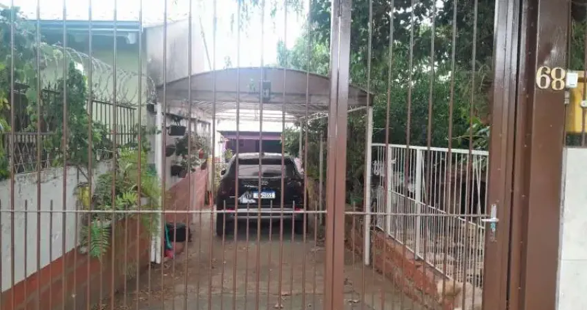 Casa comercial com 2 salas à venda no Cavalhada, Porto Alegre