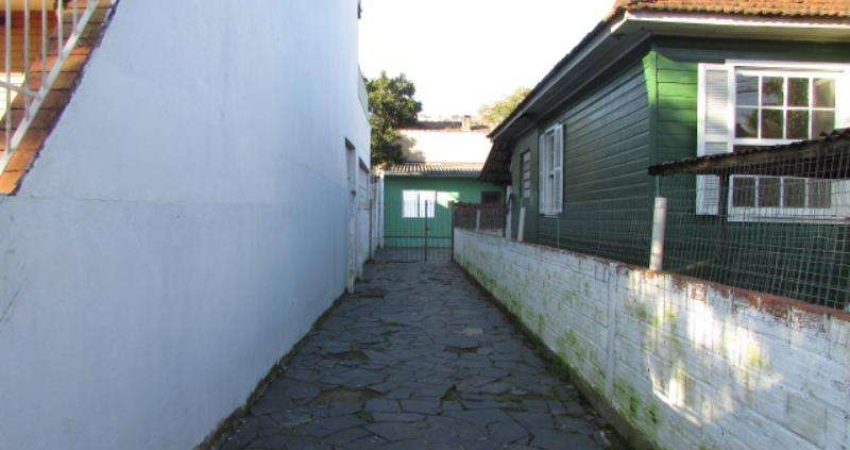 Casa no Bairro CAVALHADA com 45 m2, 1 dormitório, Área de serviço, Banheiro social, Cozinha, Pátio, Tanque