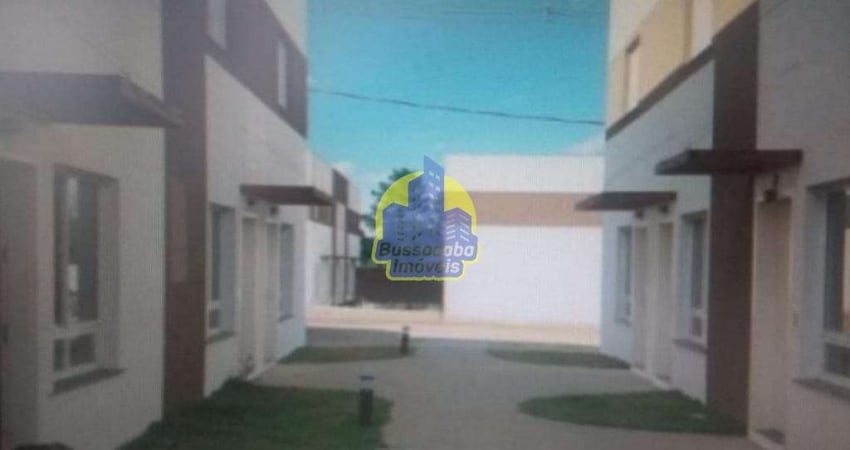 Sobrado com 2 dormitórios à venda, 100 m² por R$ 239.000 - Santana - Cotia/SP - SO0103