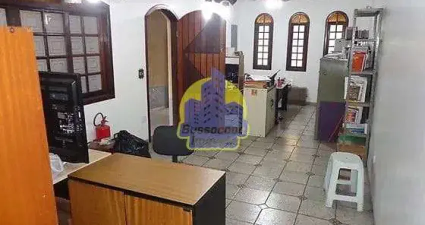Casa com 3 dormitórios à venda, 198 m² por R$ 810.000,00 - Vila Campesina - Osasco/SP